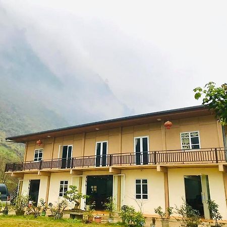 Diem Dung Chan Can Ty Ha Giang Exterior photo
